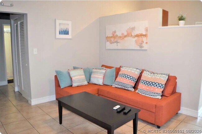 Foto del edificio - 4411 E Tradewinds Ave