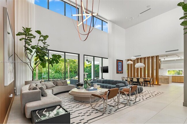 Foto del edificio - 7660 SW 124th St