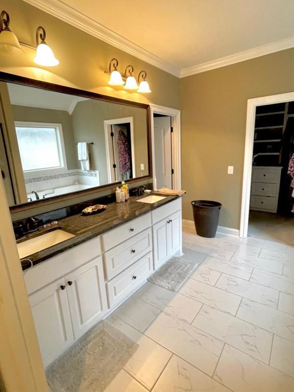 225 Buckhead Dr House Rental in Madison, MS