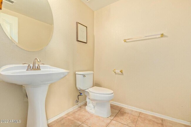 Foto del edificio - 25845 N 47th Pl