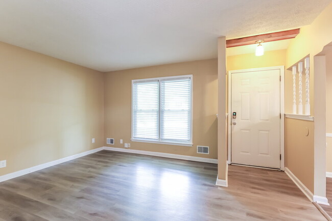 Building Photo - 8612 Sardis Way