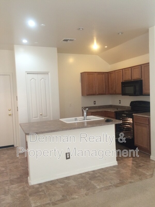 Foto del edificio - 3914 S 52nd Ln