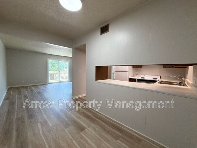 Foto del edificio - 515 N 13th St