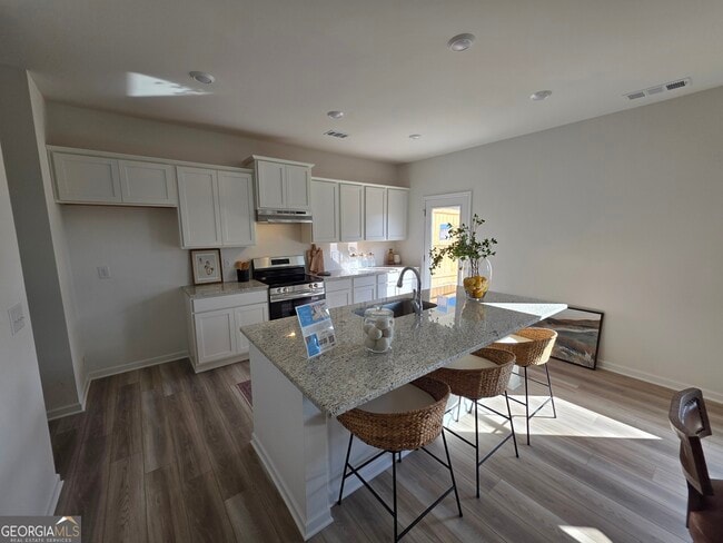 Building Photo - 23 Umber Ln