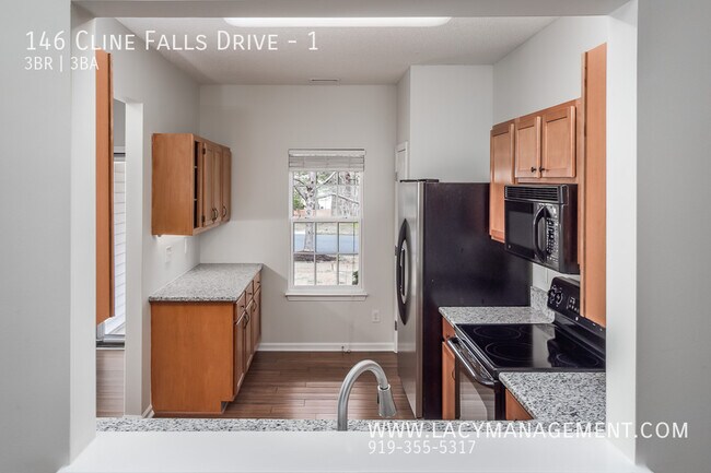 Foto del edificio - 146 Cline Falls Dr