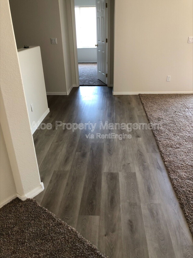 Foto del edificio - 46067 W Sheridan Rd