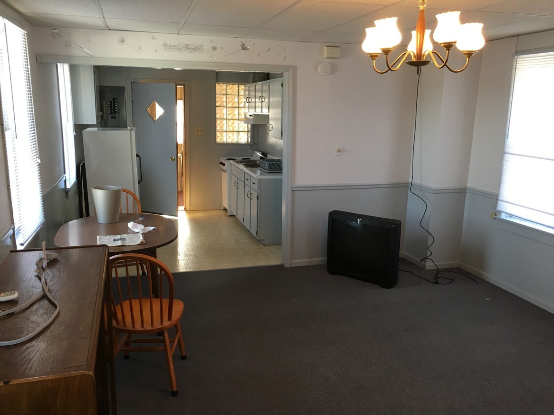 526 Necessity St, Cumberland, MD 21502 Apartments in Cumberland, MD