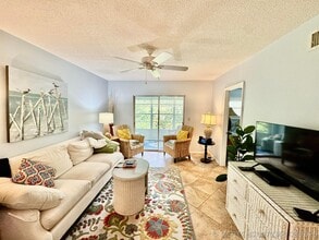 Building Photo - 1100 Ponce De Leon Cir
