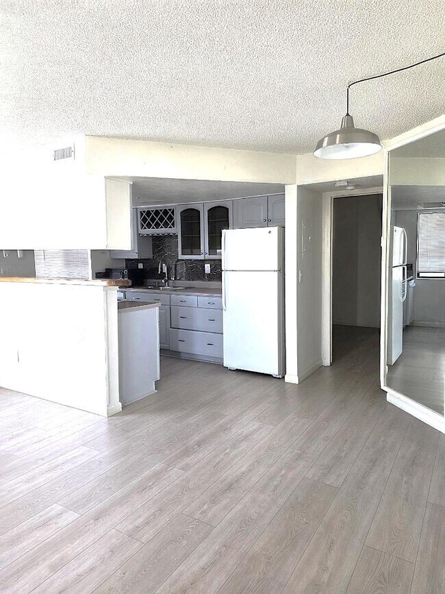 Foto del edificio - 17094 E Tennessee Dr