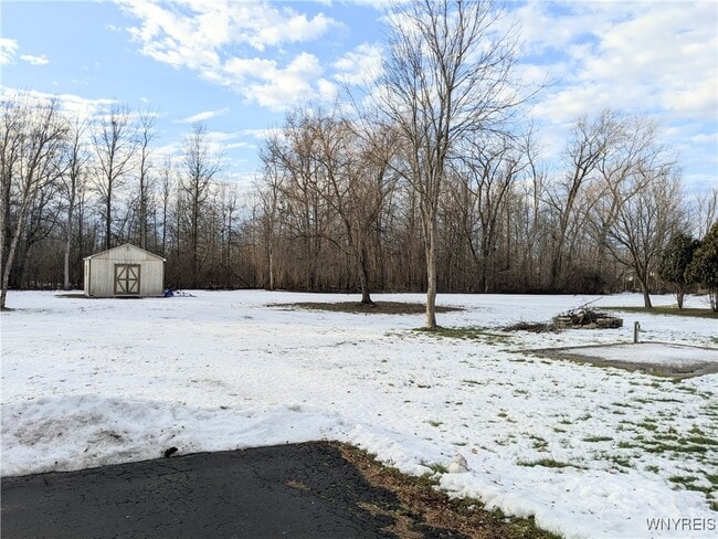 Building Photo - 6926 Maple Dr