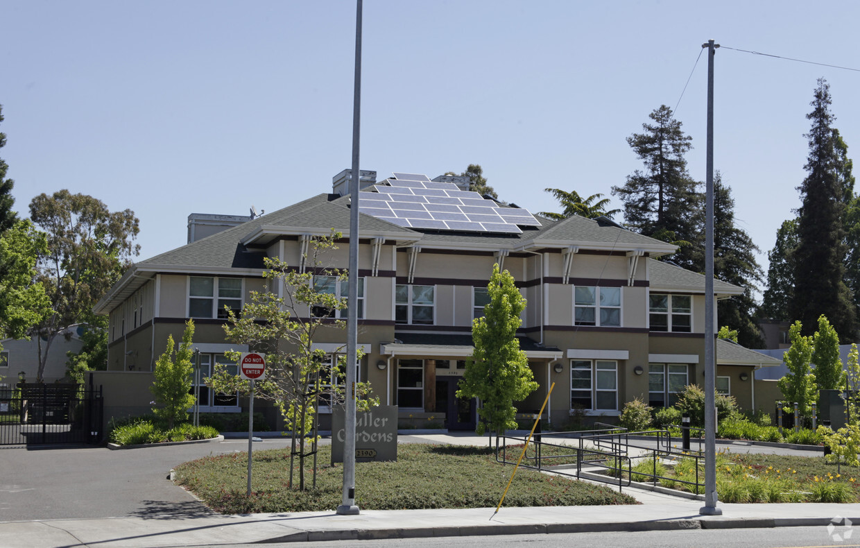 Building Photo - Fuller Gardens