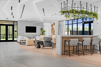 Building Photo - The Beck