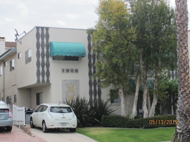 Building Photo - 1906 Overland Ave