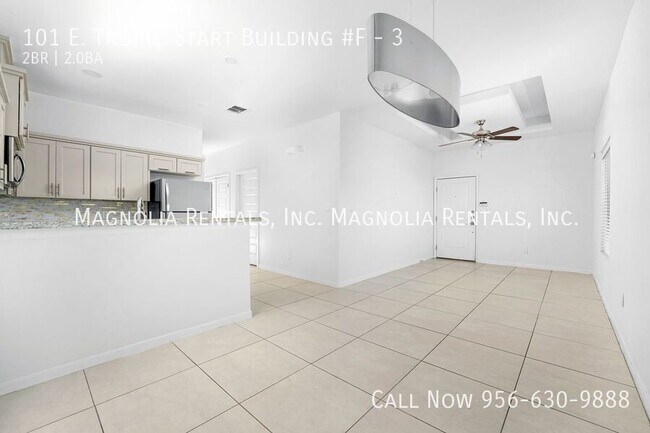 Foto del edificio - 101 E. Tropic Start Building #F-3