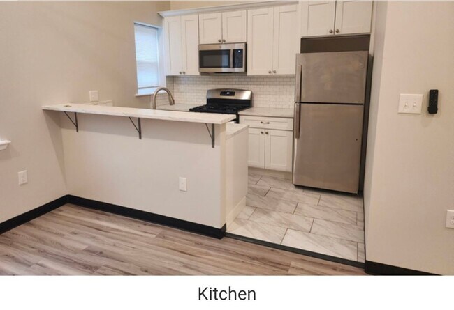 Foto del edificio - 6135 MacBeth Dr