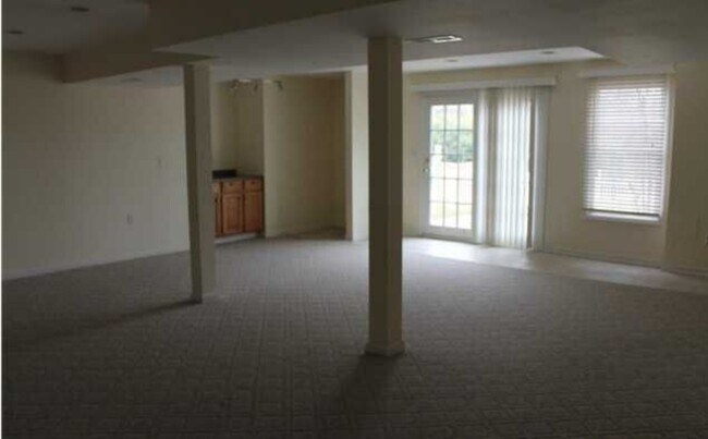 Building Photo - 3700 Cypress Springs Pl