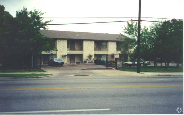 Building Photo - Pecan Springs Commons