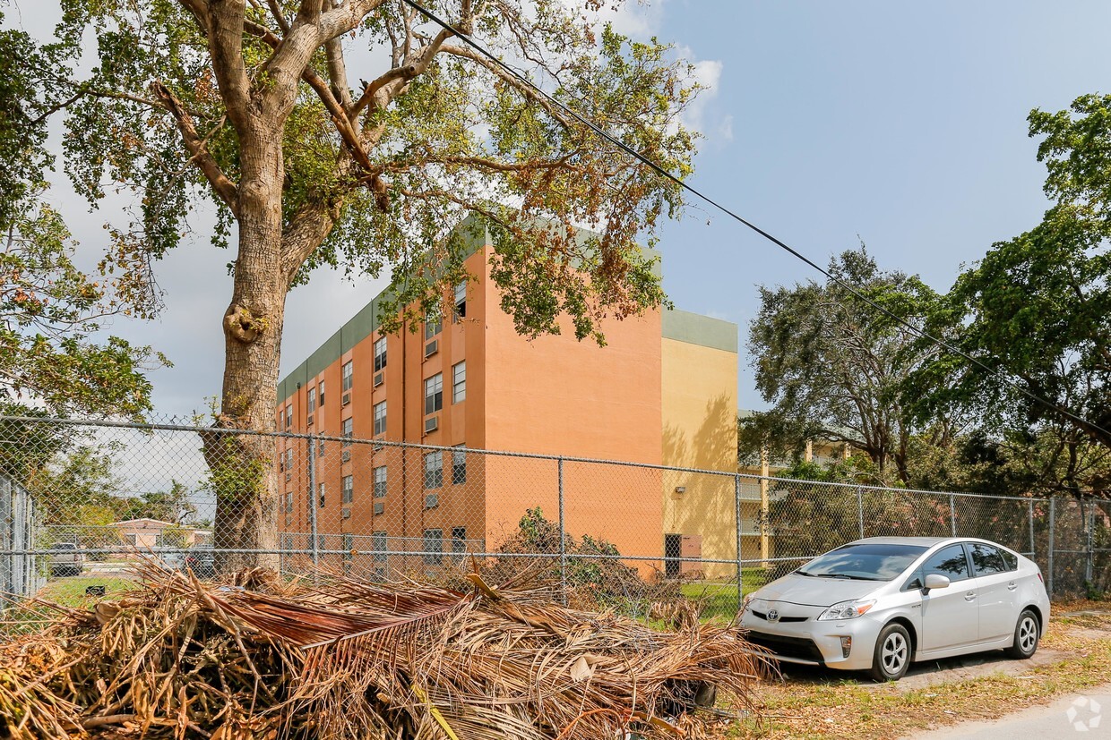 Foto del edificio - Lemon City