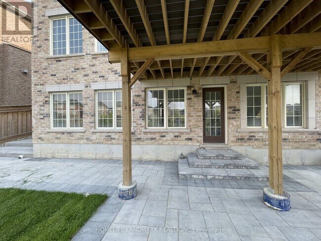 Building Photo - 212 Scrivener Dr