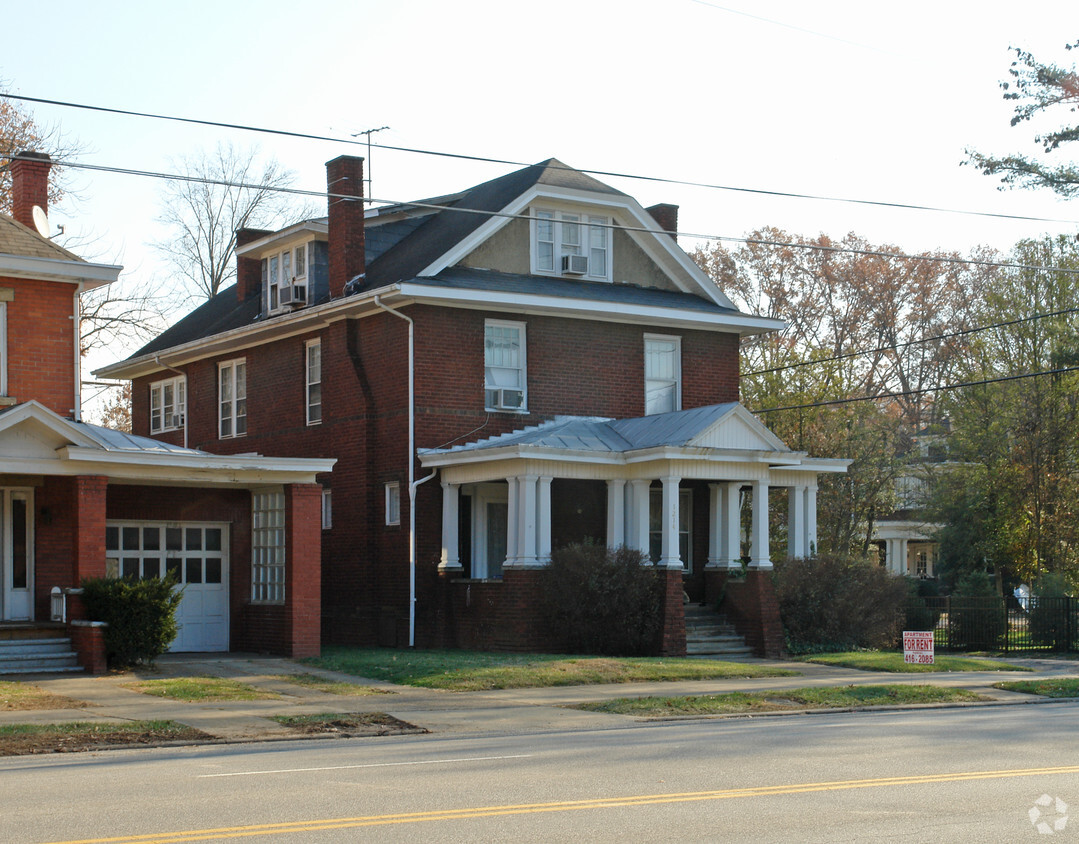 Building Photo - 1214 8th St