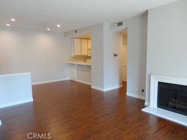 Building Photo - 2960 Champion Way