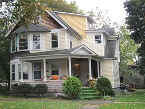Building Photo - 321 E Falls St