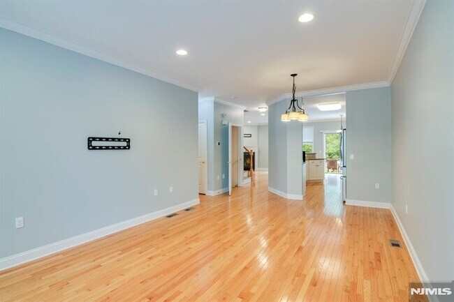 Foto del edificio - 1503 Whitney Ln