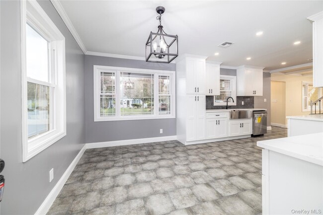 Foto del edificio - 38 Heather Ln