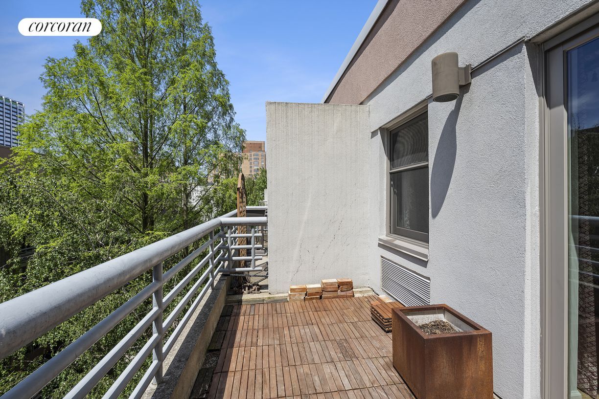 Foto principal - 110 W 90th St
