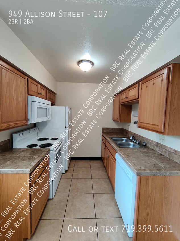 Building Photo - 949 Allison St