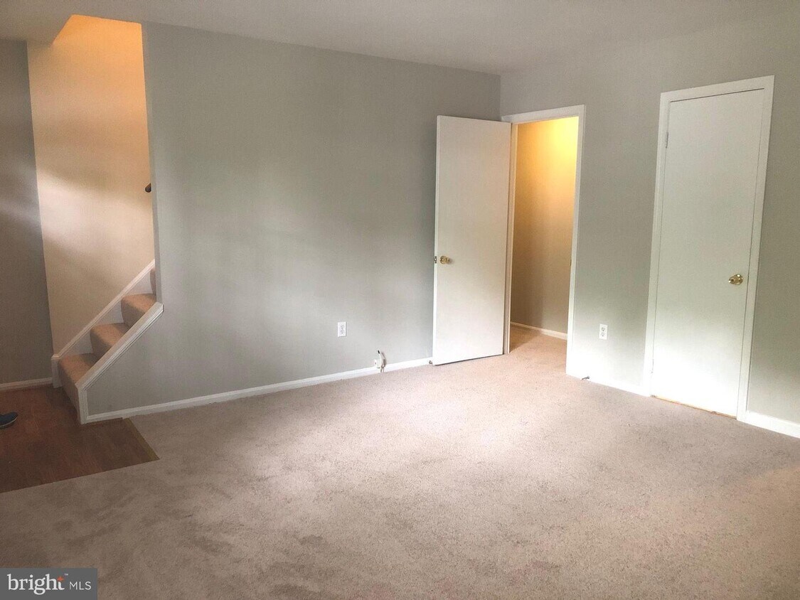 6597 Davis Ford Rd, Manassas, VA 20111 Townhome Rentals in Manassas VA