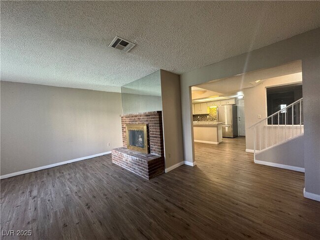 Foto del edificio - 2647 Jacyra Ave