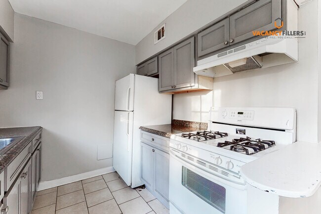 Foto del edificio - 5 bedroom in Pikesville!