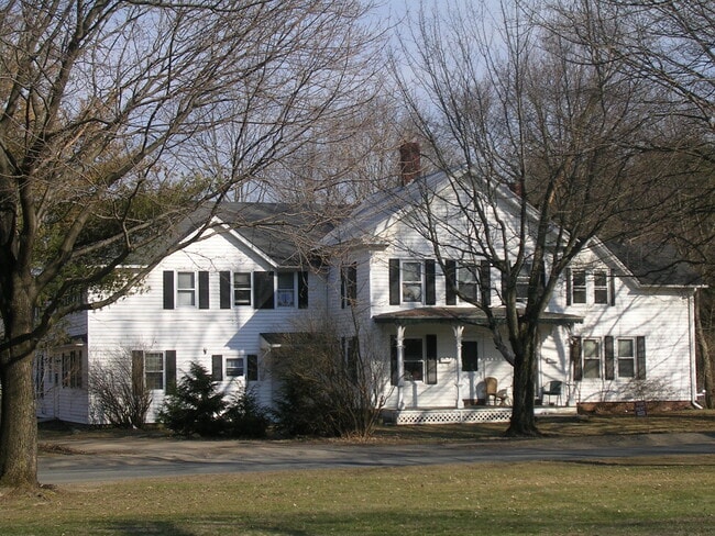 Building Photo - 36 S East St