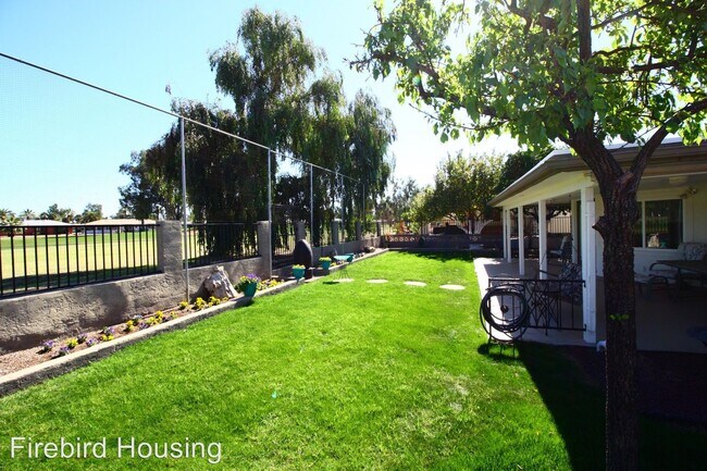 Building Photo - 2 br, 2 bath House - 635 S. Edgewater Drive