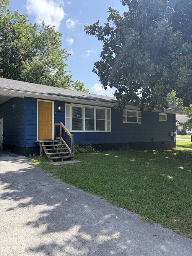Photo - 1617 S Mack Smith Rd (Chattanooga, TN) House