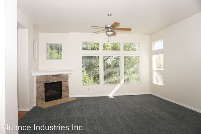 Building Photo - 3 br, 2.5 bath House - 1962 London Carriag...