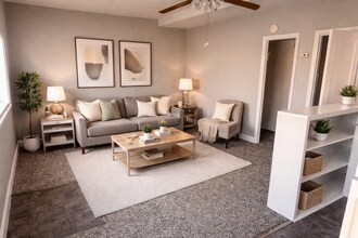 Building Photo - 10101 E Kentucky Rd