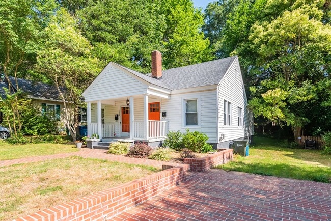 Building Photo - Charming 1 Bedroom, 1 Bathroom Duplex in Old West Durham!