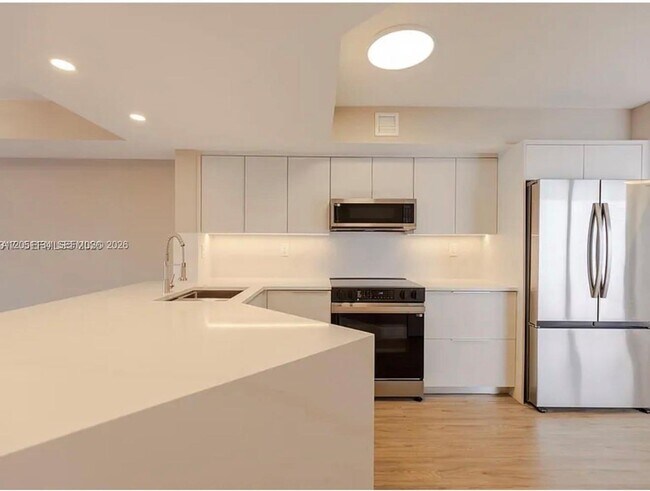 Foto del edificio - 3525 Magellan Cir