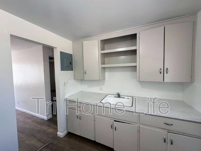 Foto del edificio - 9285 E 14th Ave