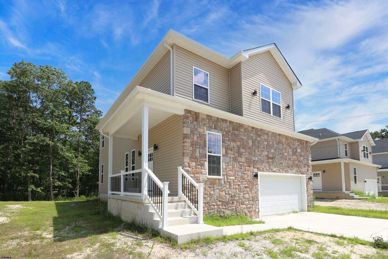 Foto principal - 438A Redwood Ave