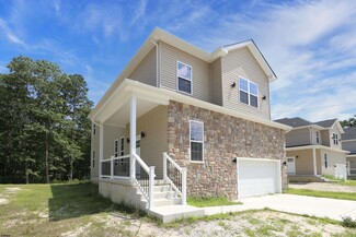 Building Photo - 438A Redwood Ave
