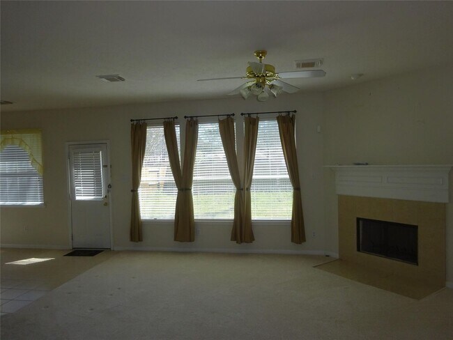 Foto del edificio - 4702 Rolling View Ct