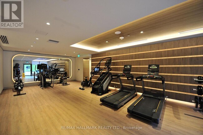 Building Photo - 1100 Sheppard Ave W