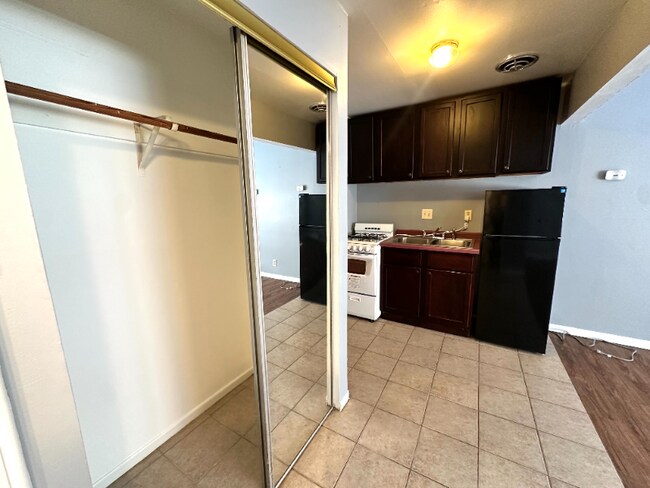 Foto del edificio - 1456 N Prospect Ave