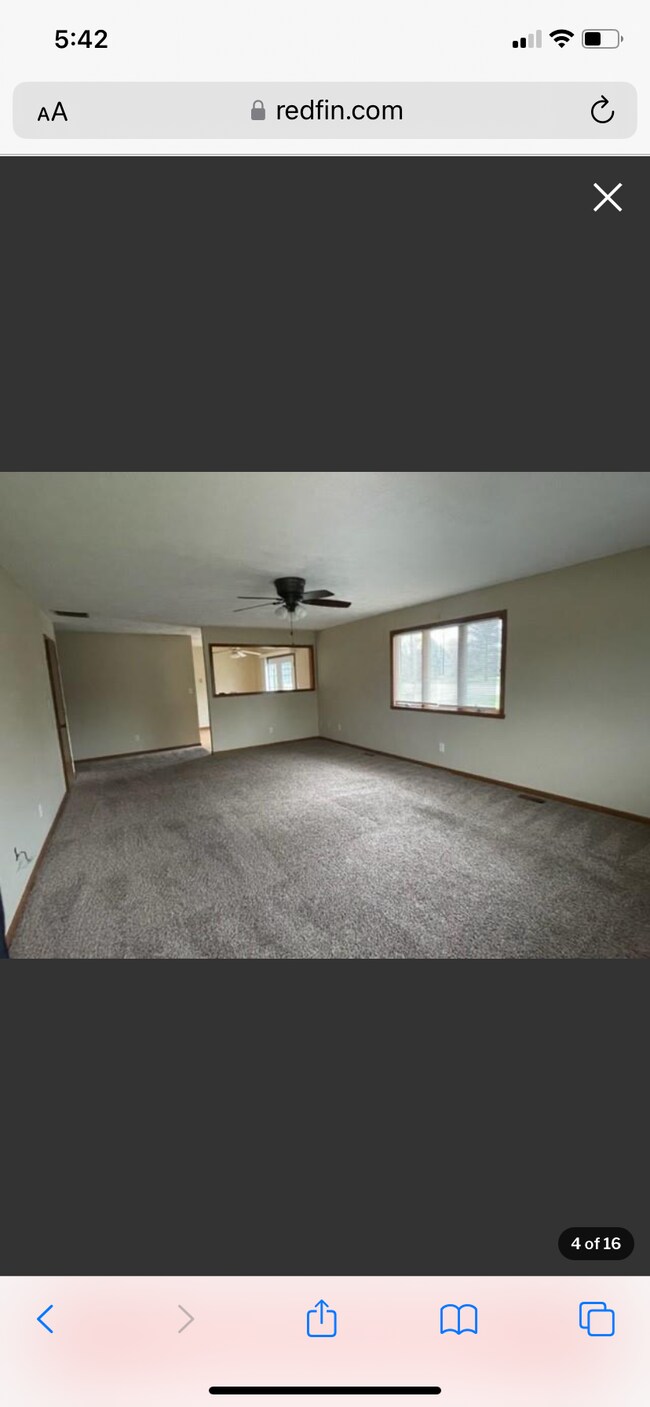Building Photo - 2105 Country Club Rd