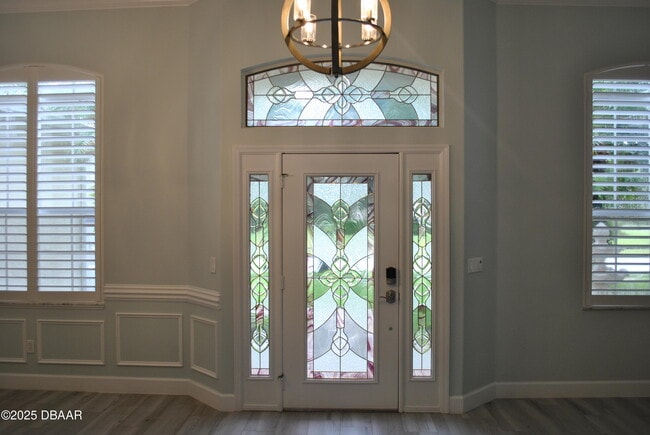 Foto del edificio - 128 Centennial Park Dr