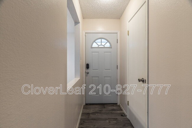 Building Photo - 7627 Pipers Swan St