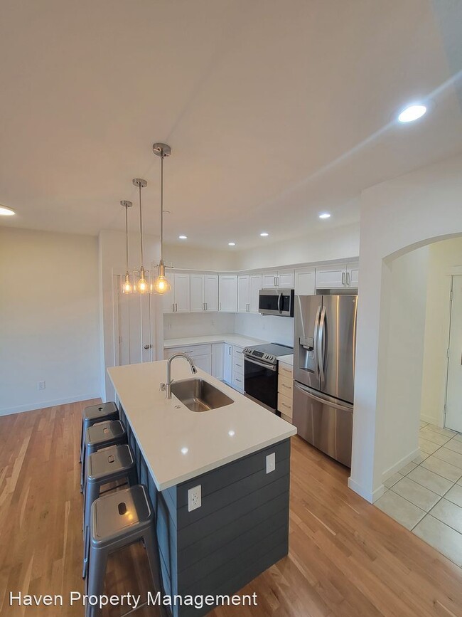 Foto del edificio - 3 br, 2.5 bath House - 2105 South G St